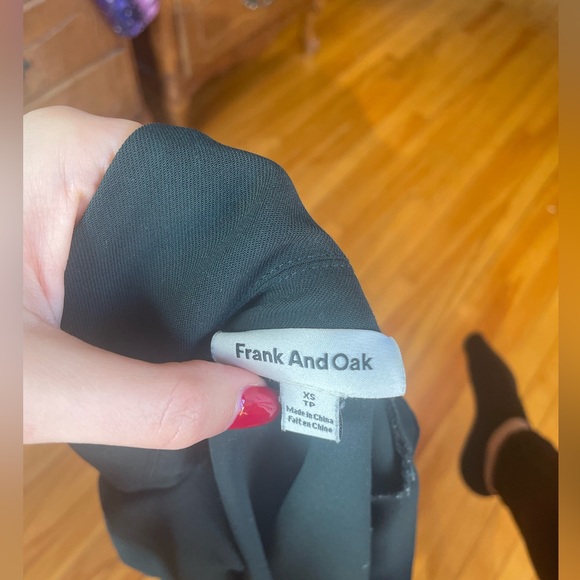 Frank and Oak Top - Picture 2 of 2